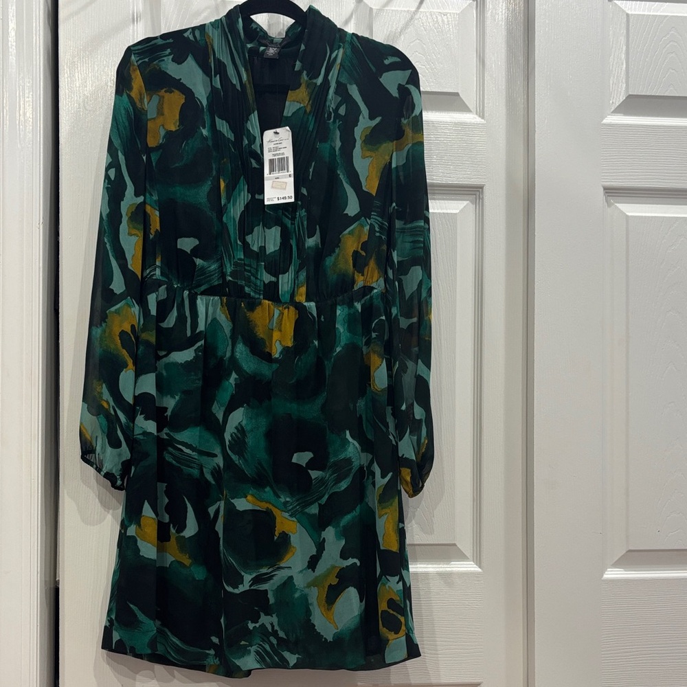 Kenneth Cole New York Green and Gold Abstract Long Sleeve Dress